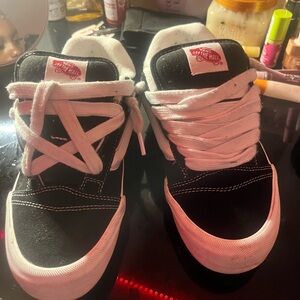 Vans knu school Black and White Sneakers